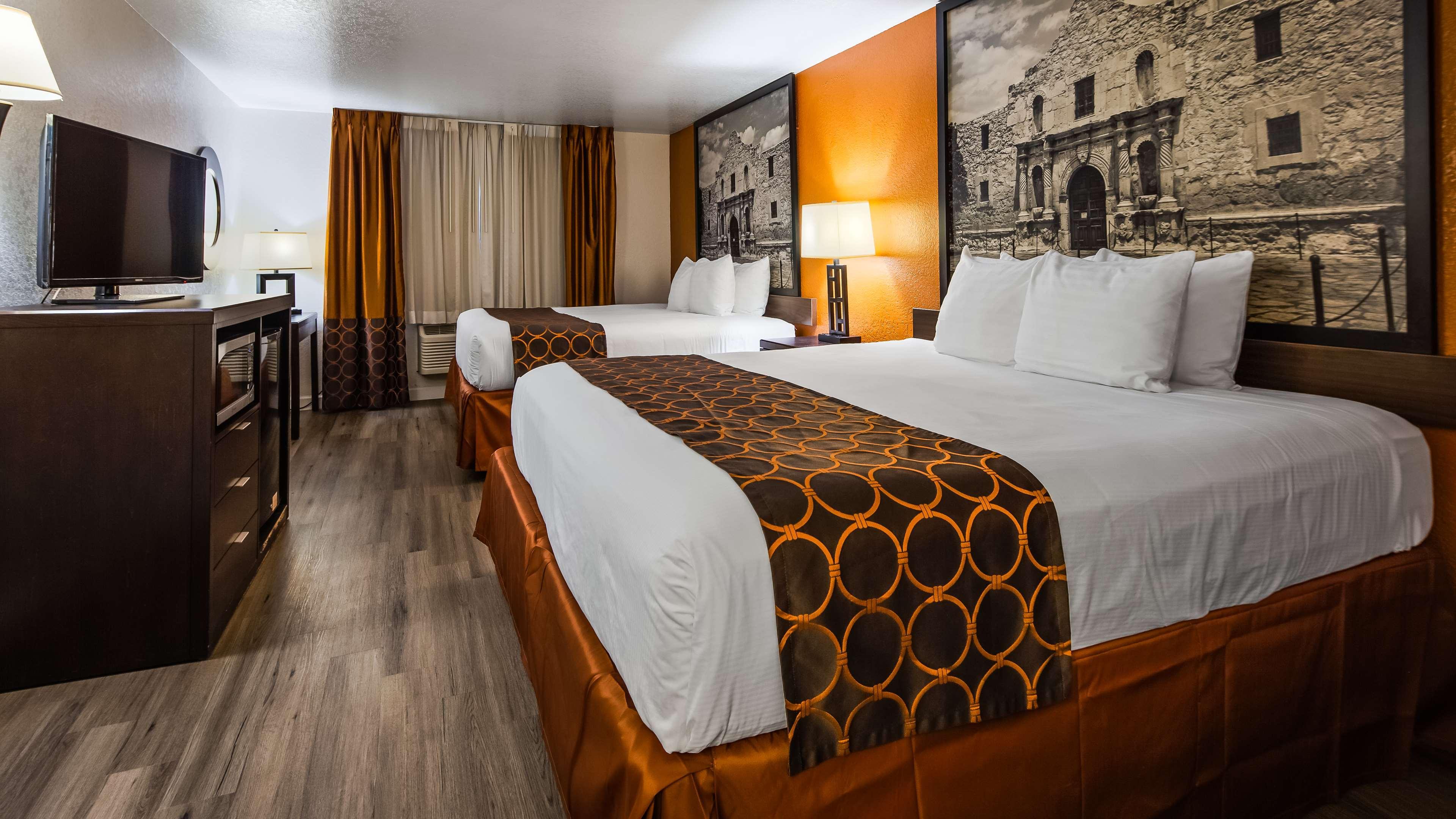Surestay Plus By Best Western San Antonio Airport Bagian luar foto