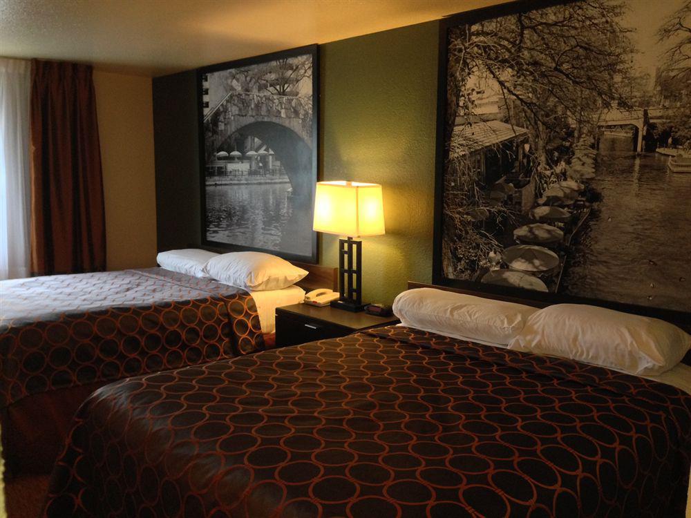 Surestay Plus By Best Western San Antonio Airport Bagian luar foto