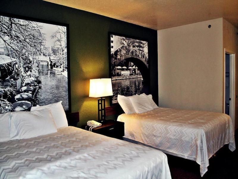 Surestay Plus By Best Western San Antonio Airport Bagian luar foto